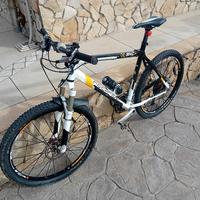 bicicletta rockrider 