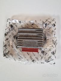 regolatore di tensione piaggio zip 