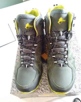 Scarponi da trekking uomo come nuovi