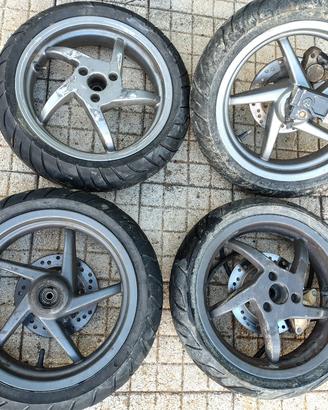 RUOTE COMPLETE APRILIA SR 50 blocco piaggio