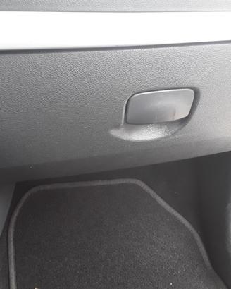 VANO PORTAOGGETTI RENAULT Clio Serie (08>15)