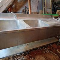 lavandino professionale in acciaio doppia vasca