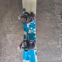 Burton Feather 144 Snowboard + Attacchi Flow M-L