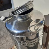 bidone olio di oliva