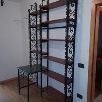 Libreria in ferro battuto