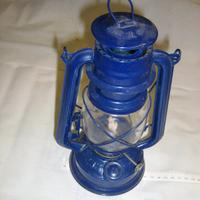 Lanterna a petrolio tipo vecchio