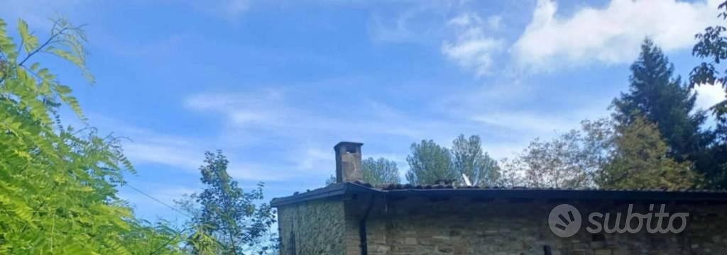 Immobile in asta di 295 m² con più di 5 locali a V - Vista 4