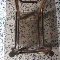 Tavolino in ottone con rotelle