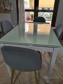 Tavolo in vetro temperato, allungabile