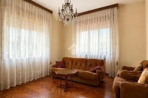VILLA SINGOLA A CAVRIAGO