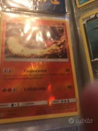 20 carte Pokémon olografiche
