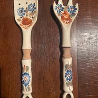 Set posate da insalata in ceramica e legno dipinte