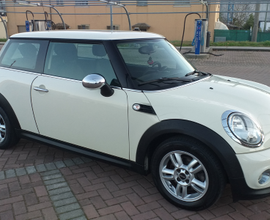 Mini Cooper 1.6 16v 55KW ONE