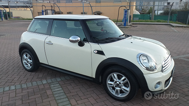 Mini Cooper 1.6 16v 55KW ONE