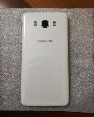 Samsung J7