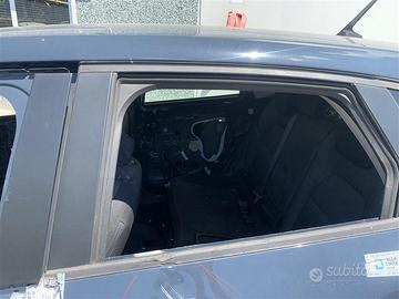 PORTIERA POSTERIORE SINISTRA RENAULT Captur Serie