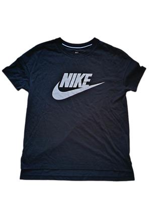T-shirt NIKE nera