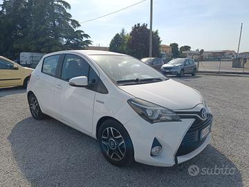 Toyota Yaris 1.5 GPL A/T Tua a 178€/Mese