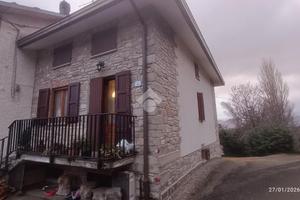 CASA SEMINDIPENDENTE A VILLA MINOZZO