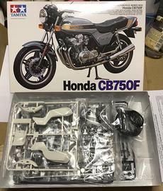 Tamiya Honda CB750F
