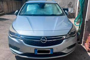 Opel Astra 2016