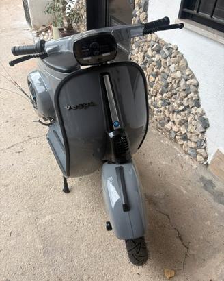 Vespa 50 special