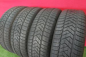 215 65 17 Gomme Pirelli Invernali 60-70% 215 65R17