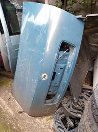 Portellone Lancia Thesis