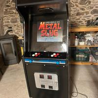 Cabinato arcade