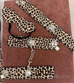 Kit bondage mai usato