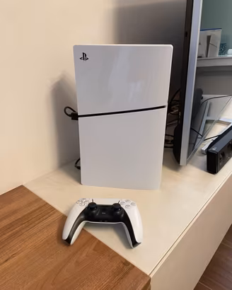 Playstation 5 + FFVI