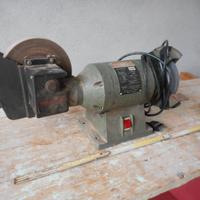 MOLA DA BANCO CON AFFILACOLTELLI