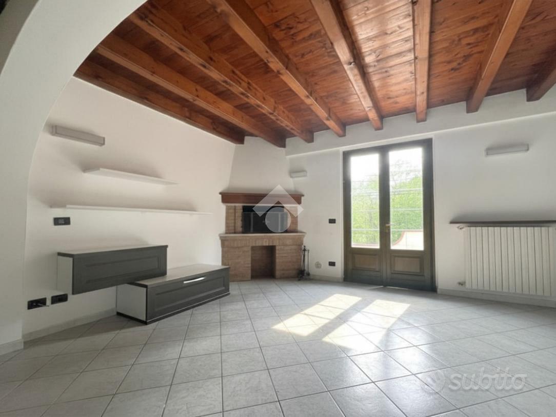 Apartment in Caino, Villaggio San Giuseppe, Micinigo - Vista 2