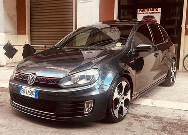 GOLF GTI NAVI TETTO PELLE AUTOMATICA