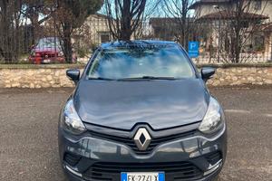 Clio 1.2 benzina per neopatentati 