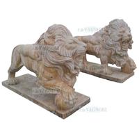 Leoni in marmo travertino cm. 145 scultura