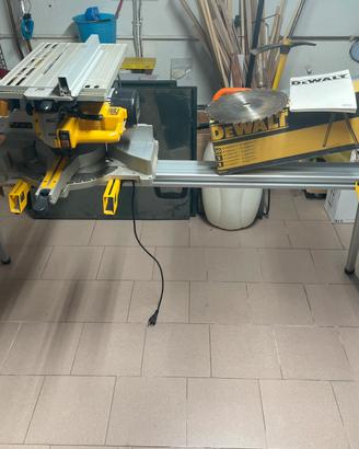 Troncatrice DeWALT + cavalletti