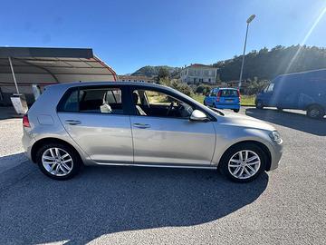 Golf 5p 1.6 tdi Business 115cv