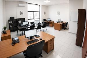 Locale C/3 arredato parcheggi ascensore vigilanza