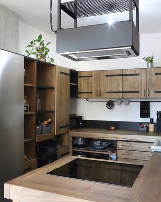 Cucine Industrial Su misura solo Legno massello. 