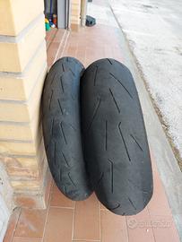 Coppia di Pirelli Rosso Corsa 4