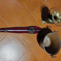 Padella rame  più spada e porta fiori 