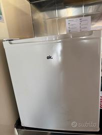 Congelatore Freezer verticale piccolo
