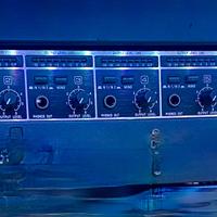 BEHRINGER HA8000