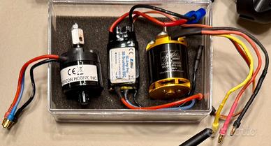 2 motori Brushless + ESC/variatore per modellismo