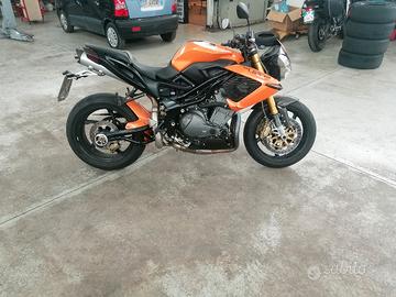 Benelli TNT 899s anno 2010