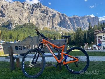 Santa Cruz 5010 Mountain Bike