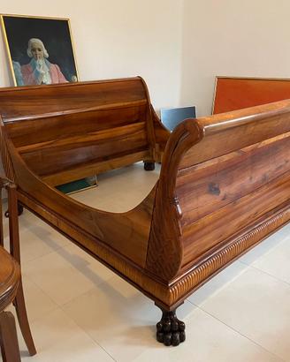 Letto a barca stile impero