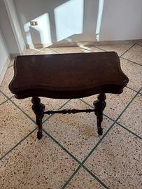 Antico Tavolo da Gioco in Radica di Noce