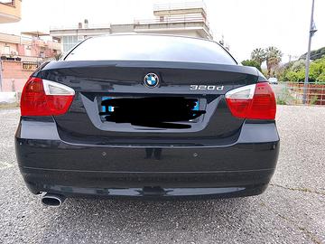 BMW E90 163cv